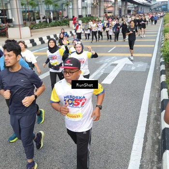 Runner Photo 4525861
