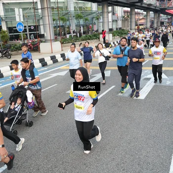 Runner Photo 4525883