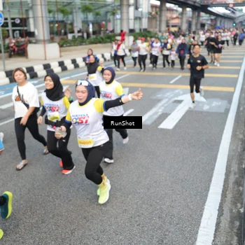 Runner Photo 4525946