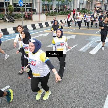 Runner Photo 4526049