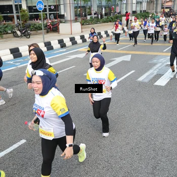 Runner Photo 4526060