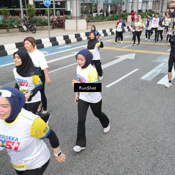 Runner Photo 4526085
