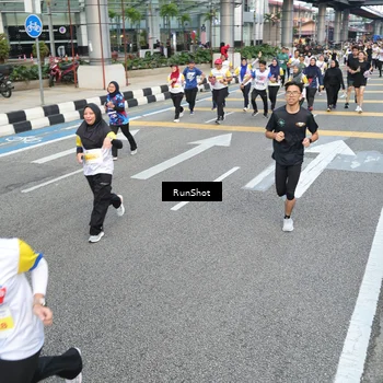 Runner Photo 4526158