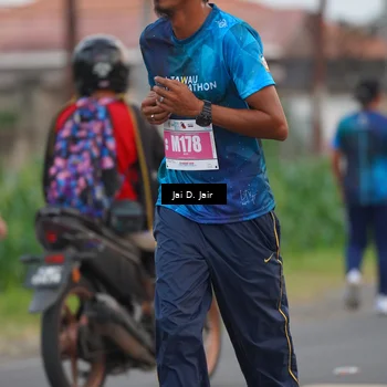 Runner Photo 4526216