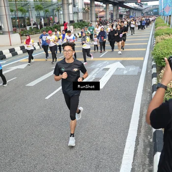 Runner Photo 4526270