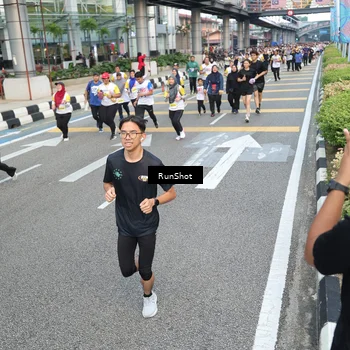 Runner Photo 4526299