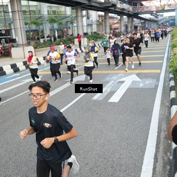 Runner Photo 4526354