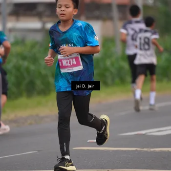 Runner Photo 4526418