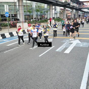 Runner Photo 4526422