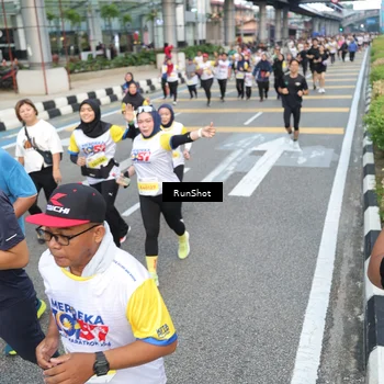 Runner Photo 4526425