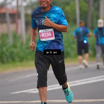 Runner Photo 4526476