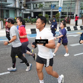 Runner Photo 4526510