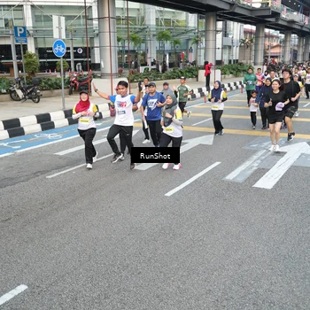 Runner Photo 4526515