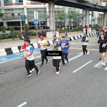 Runner Photo 4526592