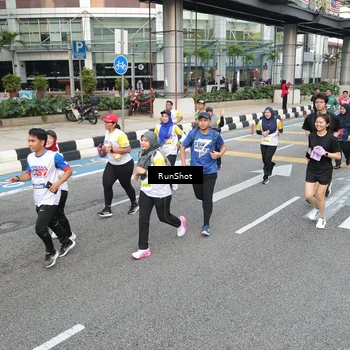 Runner Photo 4526660