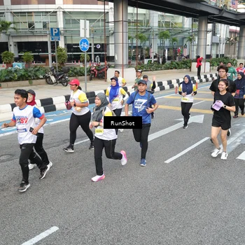 Runner Photo 4526668