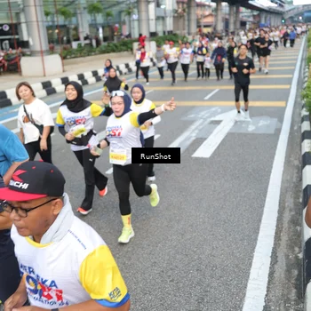 Runner Photo 4526670