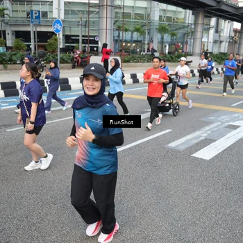 Runner Photo 4526735