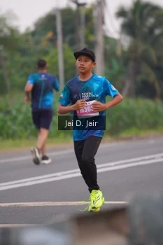 Runner Photo 4526747