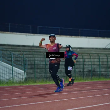 Runner Photo 4526816