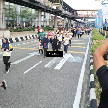 Runner Photo 4526862