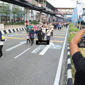 Runner Photo 4526877
