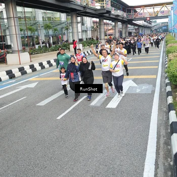 Runner Photo 4527089