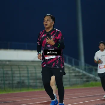 Runner Photo 4527189