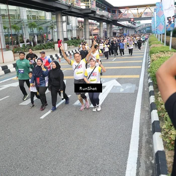 Runner Photo 4527224