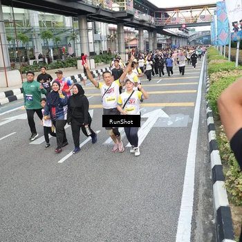 Runner Photo 4527237