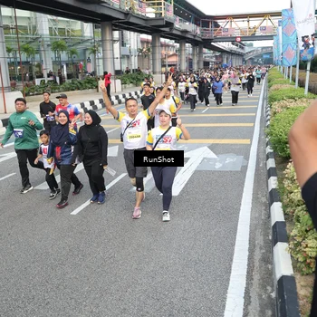 Runner Photo 4527246