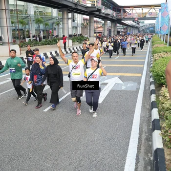 Runner Photo 4527312