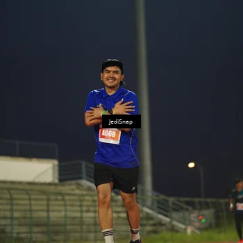 Runner Photo 4527328