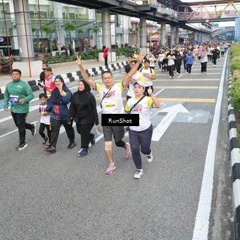 Runner Photo 4527339