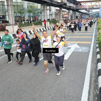 Runner Photo 4527360