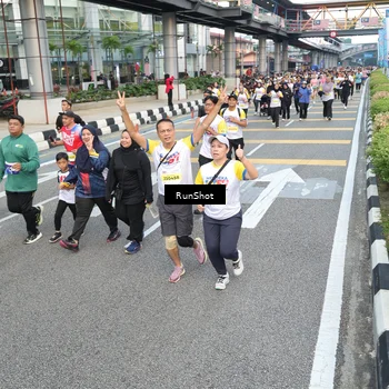 Runner Photo 4527362
