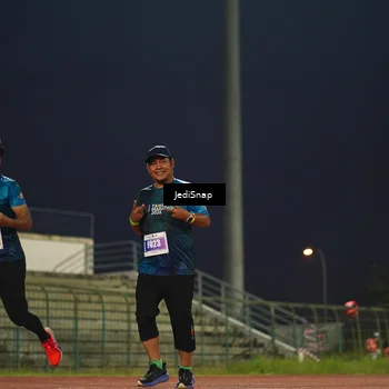 Runner Photo 4527387