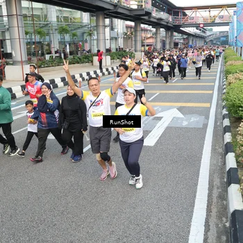 Runner Photo 4527413