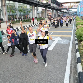 Runner Photo 4527424