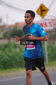 Runner Photo 4527435