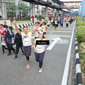 Runner Photo 4527447