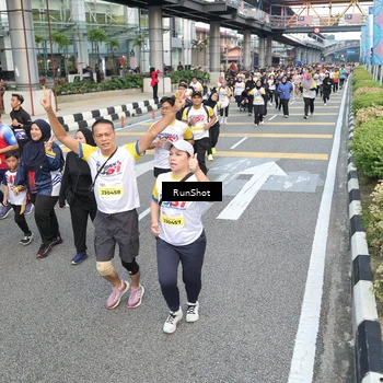 Runner Photo 4527497