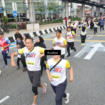 Runner Photo 4527583
