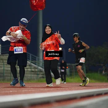 Runner Photo 4527617