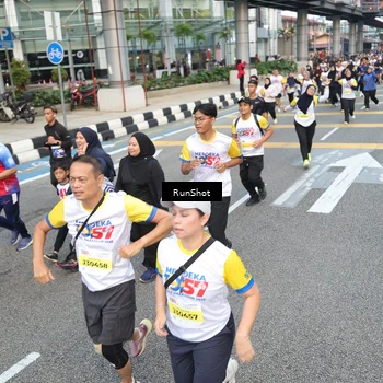 Runner Photo 4527642