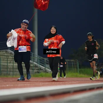 Runner Photo 4527668
