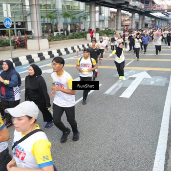 Runner Photo 4527691