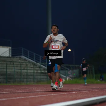 Runner Photo 4527960