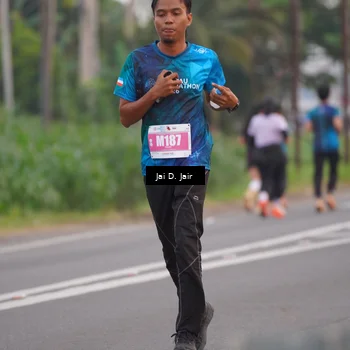 Runner Photo 4527974
