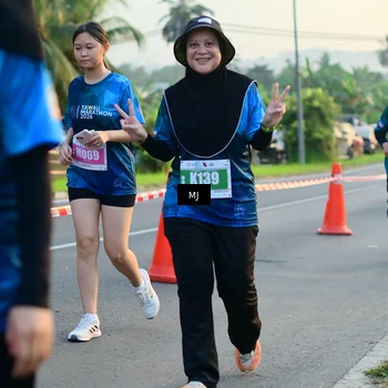 Runner Photo 4527996